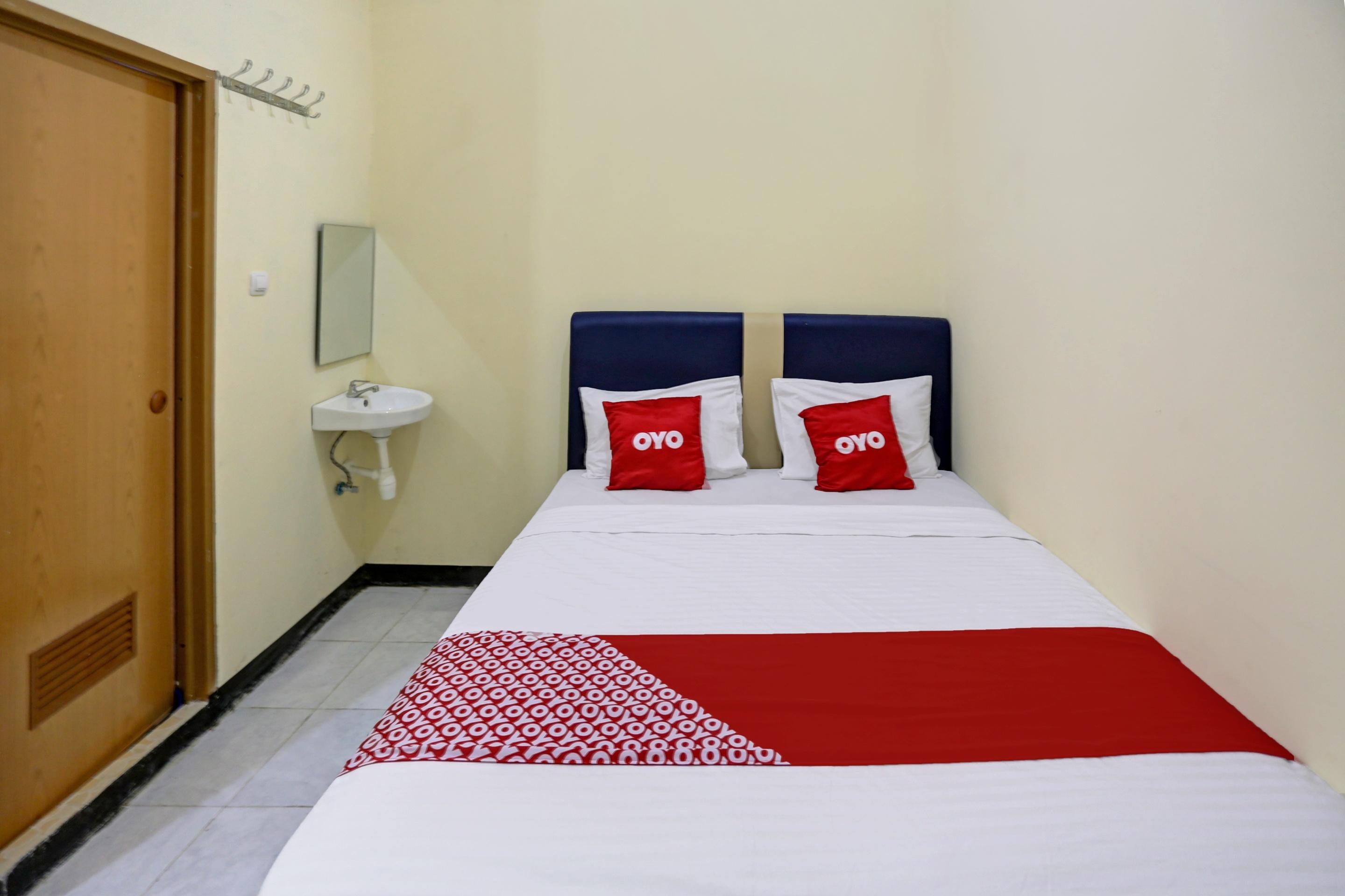 Reddoorz Near Kelapa Gading Hotel