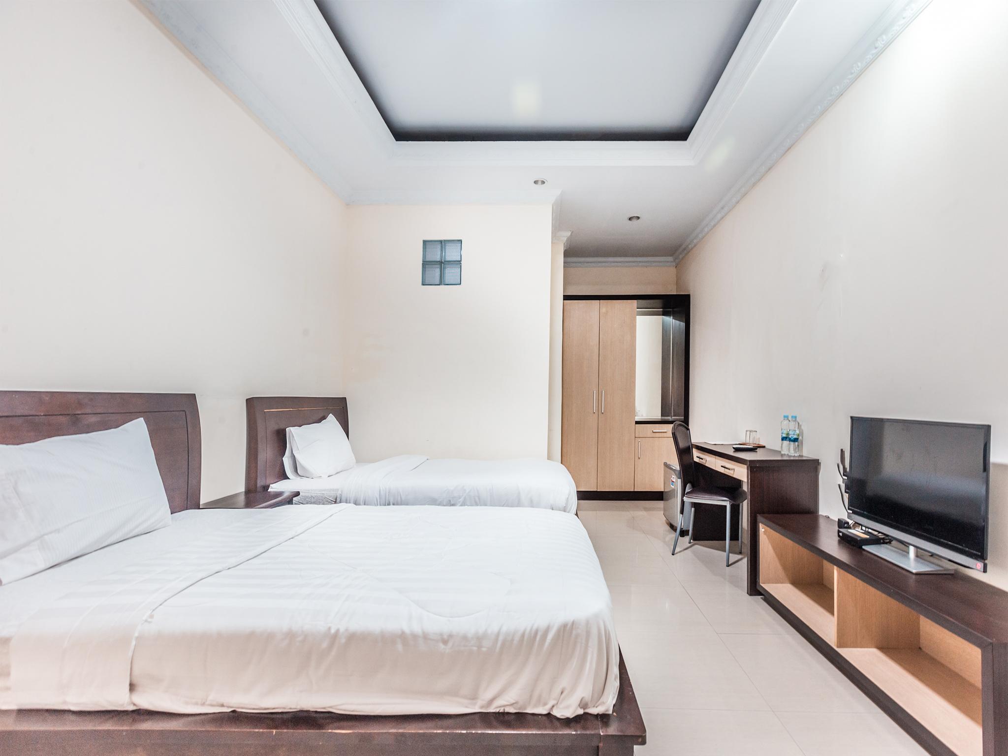 Oyo 1667 Lux Barkah Hotel