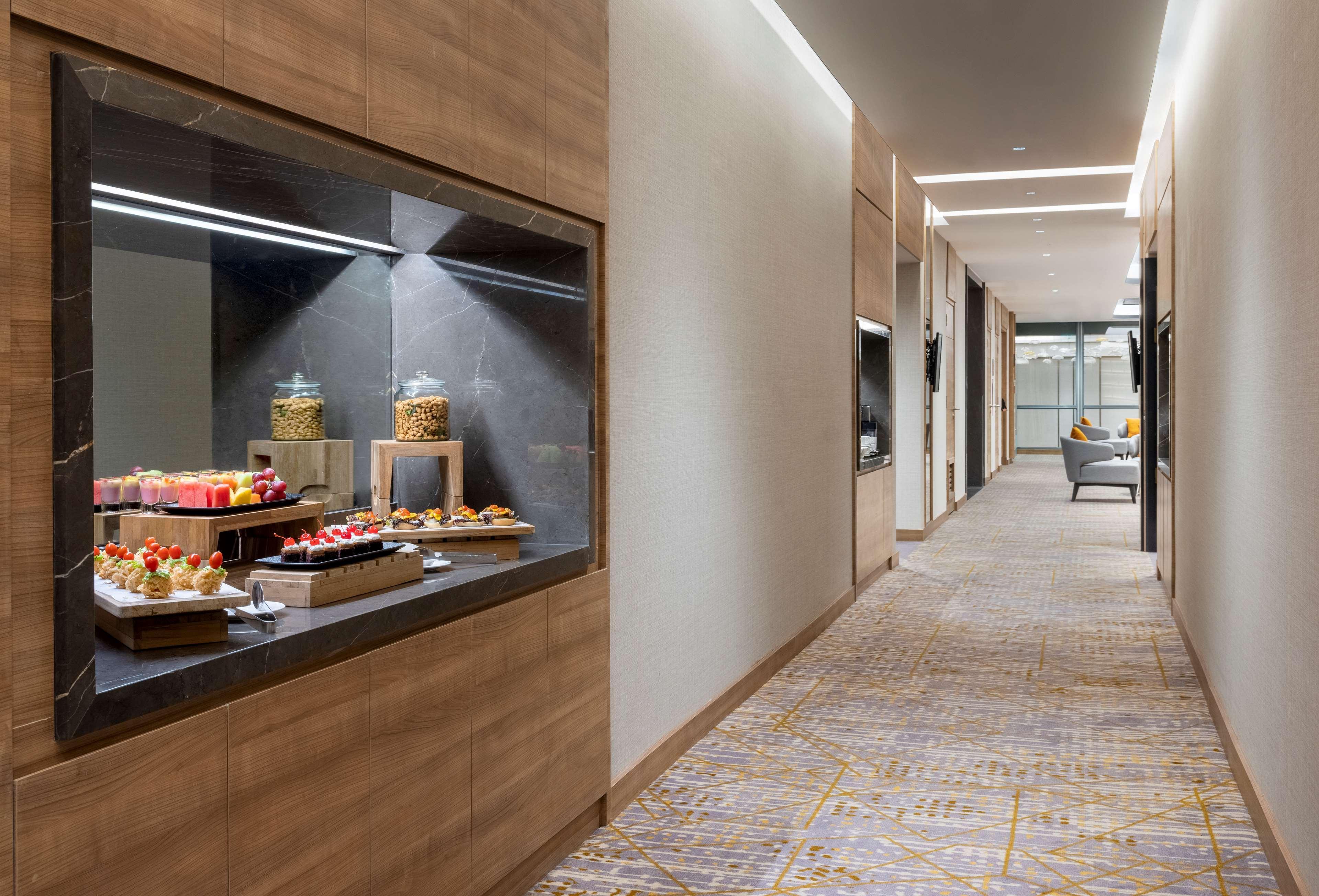 Hilton Garden Taman Palem 4*