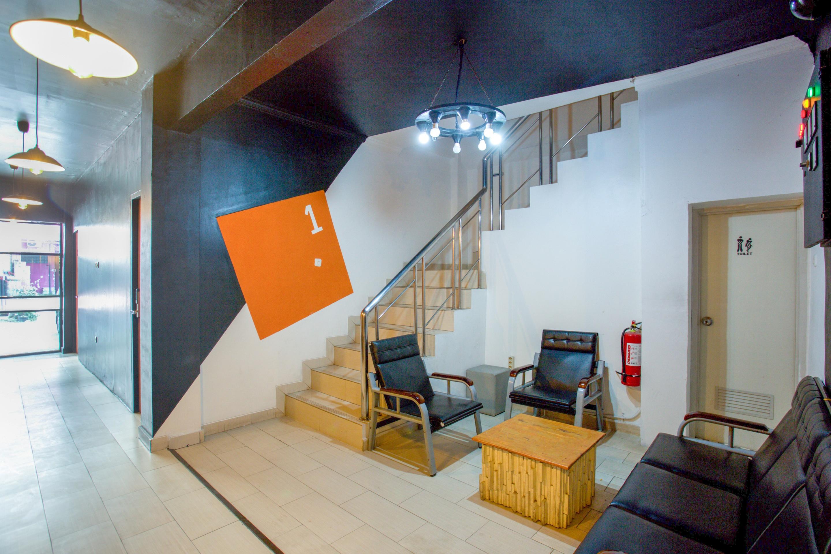 Oyo 3785 Kemayoran Hotel