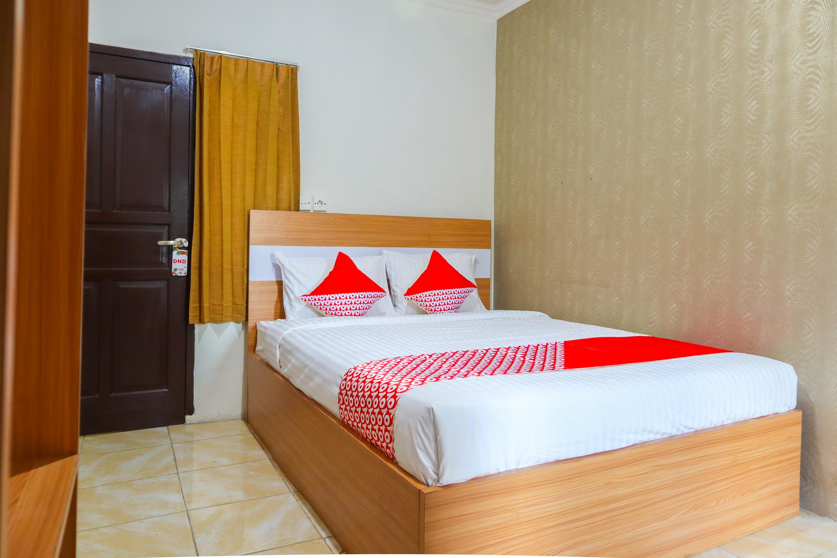 Khách sạn Oyo 2547 Assirot 2*