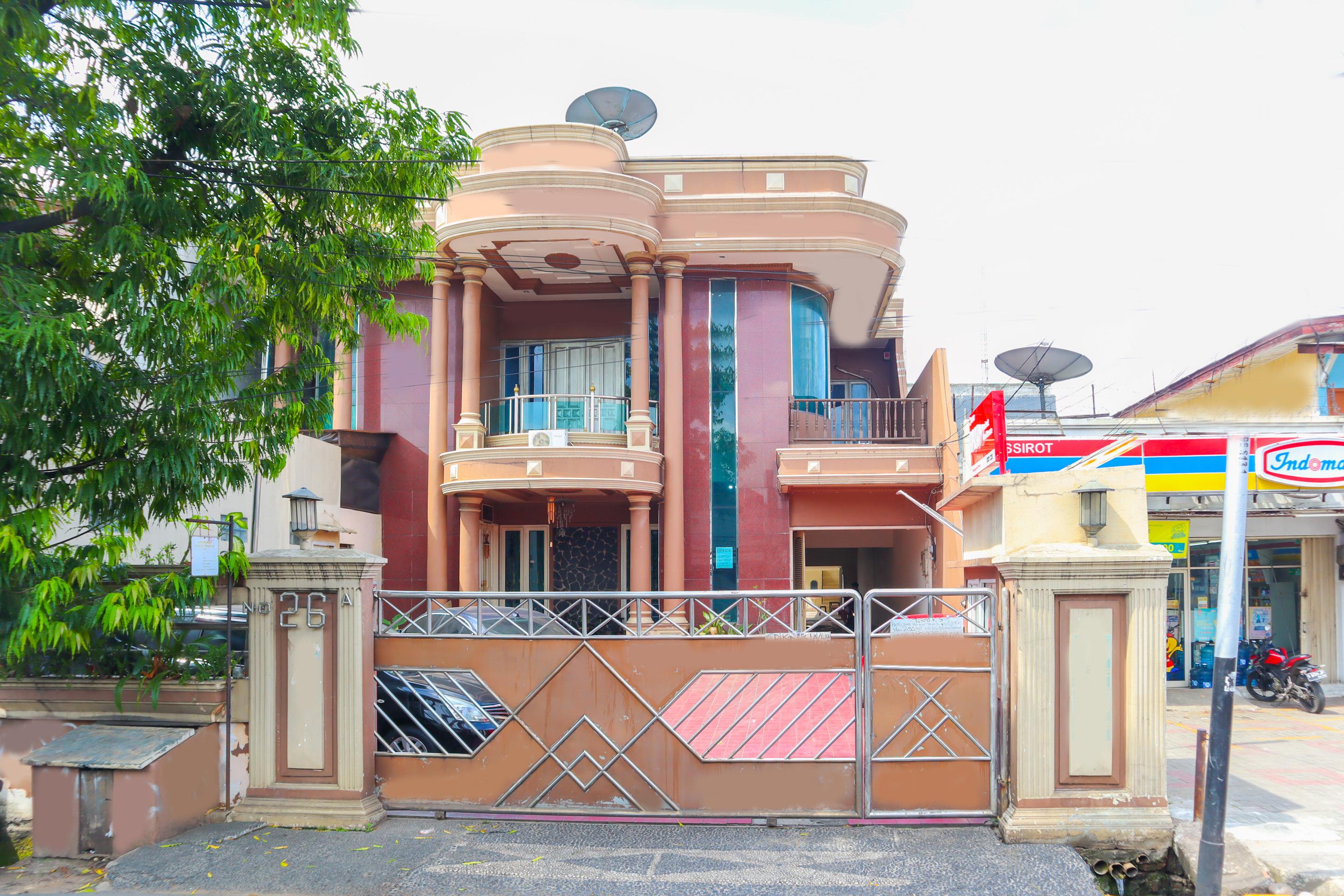 Khách sạn Oyo 2547 Assirot Jakarta