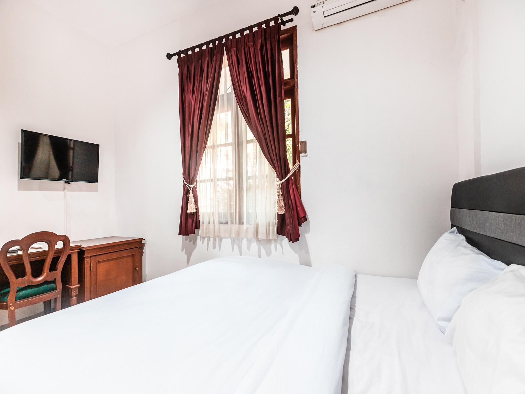 Oyo 1990 Kost Kuningan Executive Boading House Setiabudi 3* Jacarta