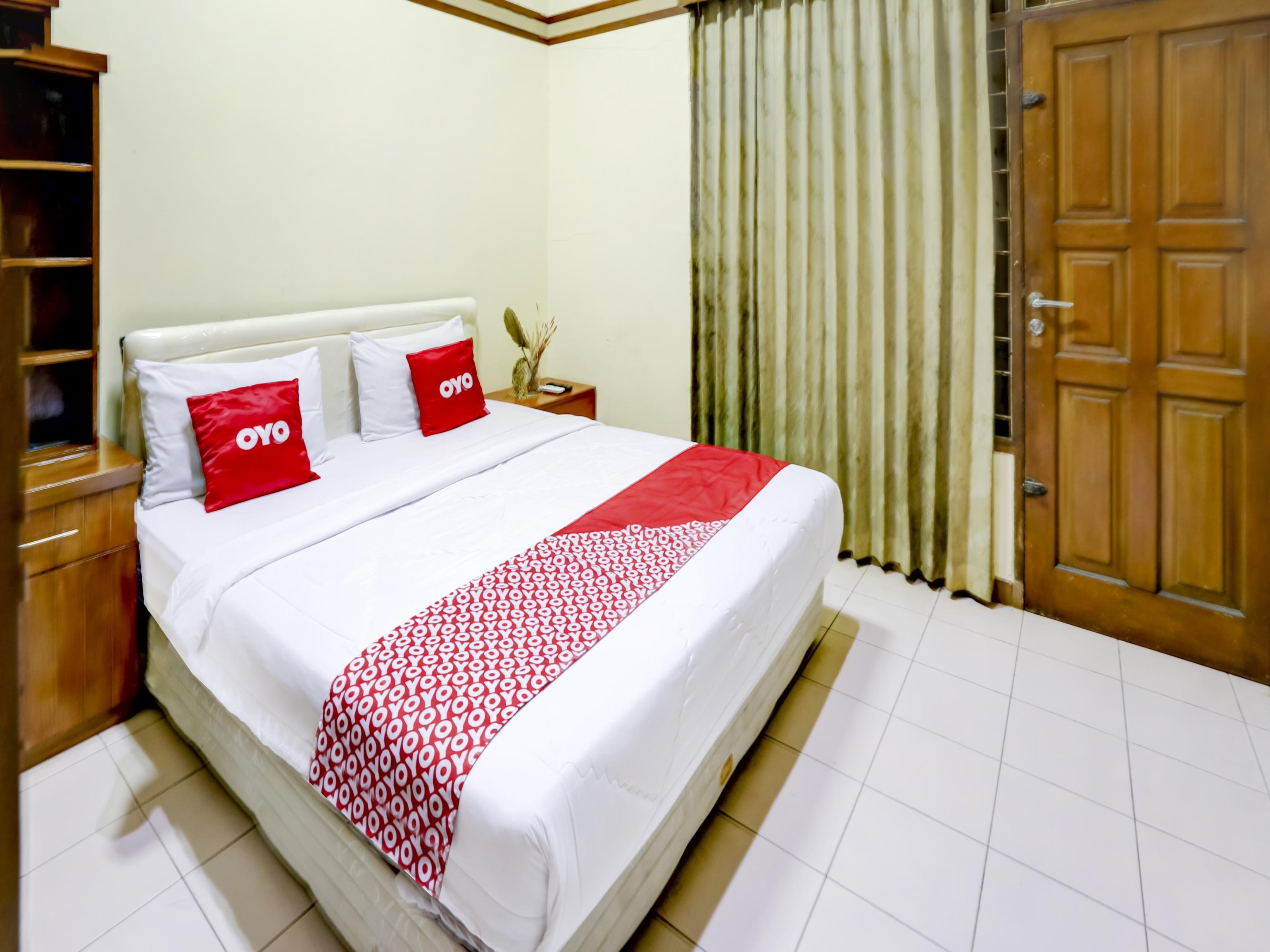 Oyo 90066 Tobana Pejaten House Hotel Jacarta