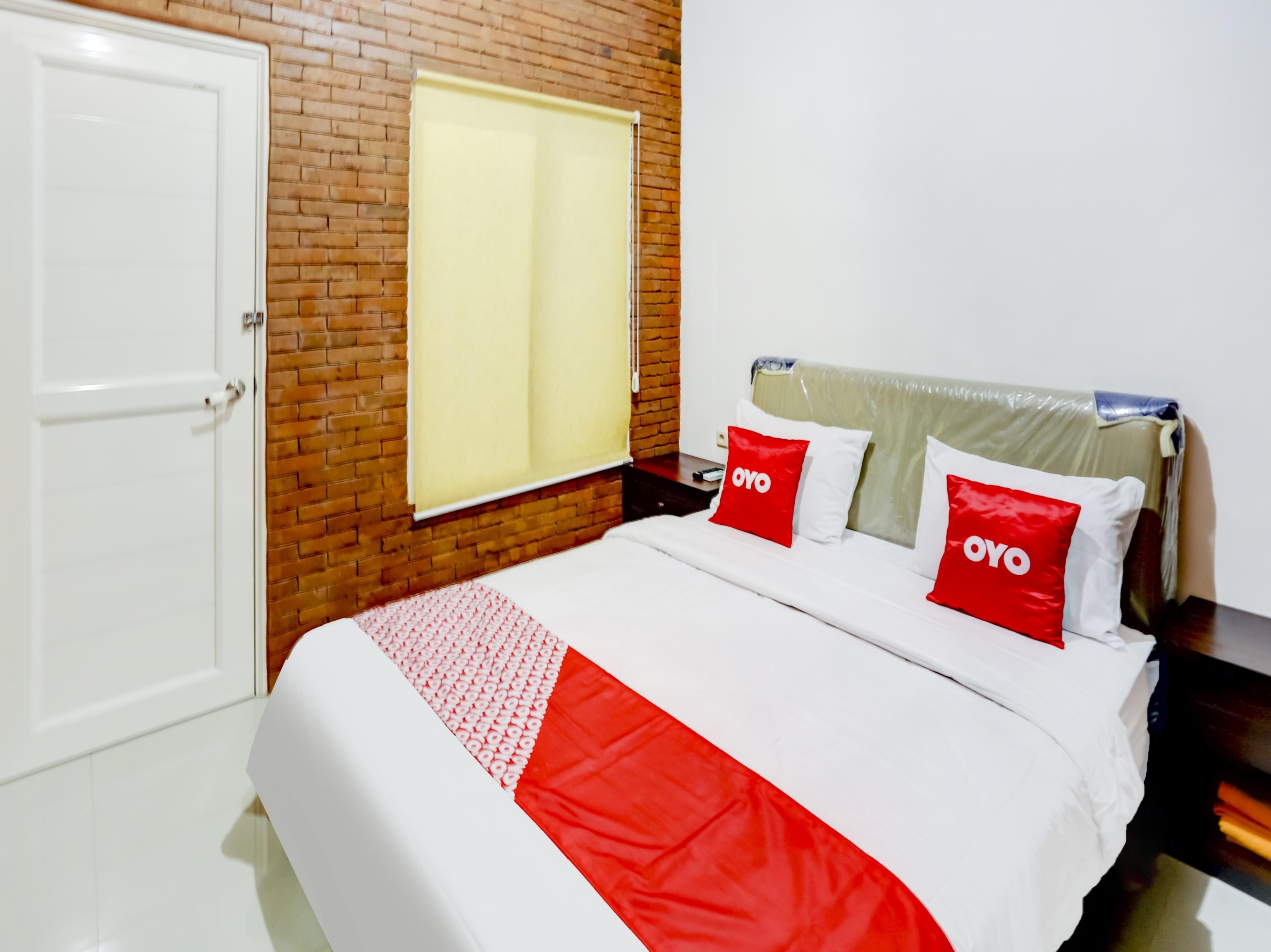 Oyo 90066 Tobana Pejaten House 3*
