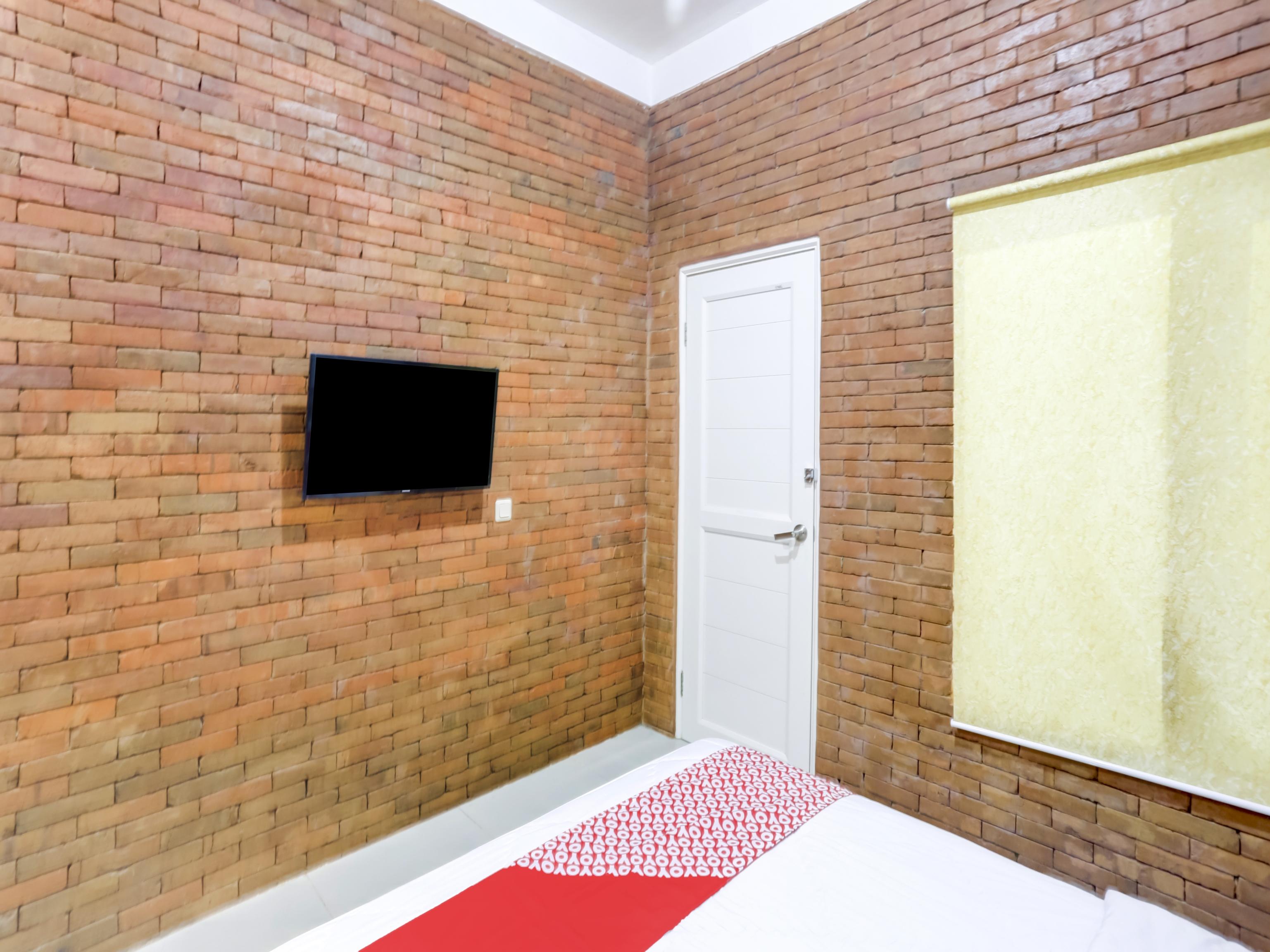 Oyo 90066 Tobana Pejaten House Hotel Jakarta
