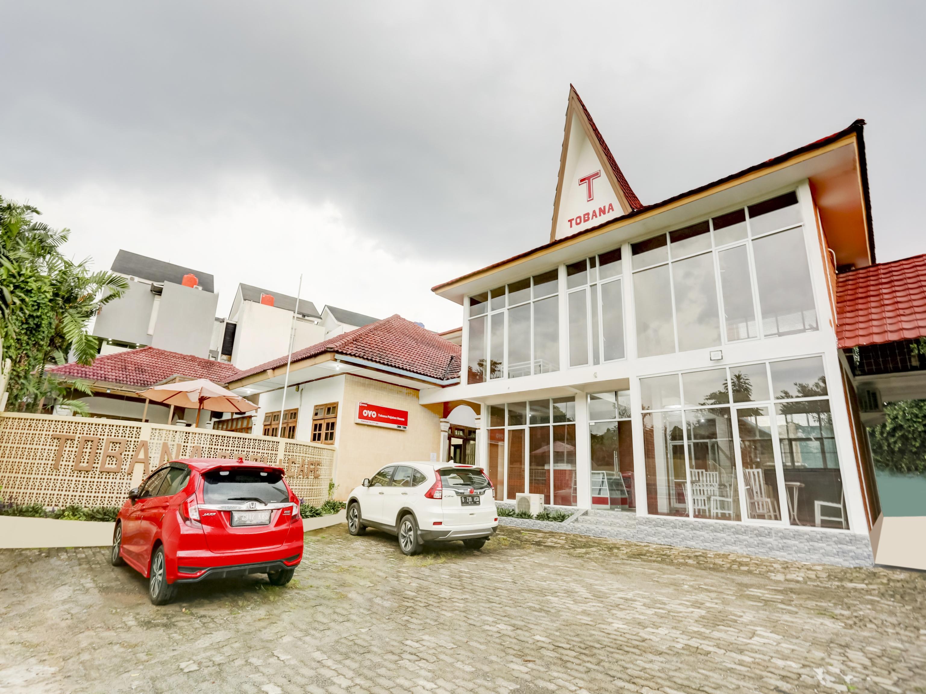 Hotel Oyo 90066 Tobana Pejaten House 3*