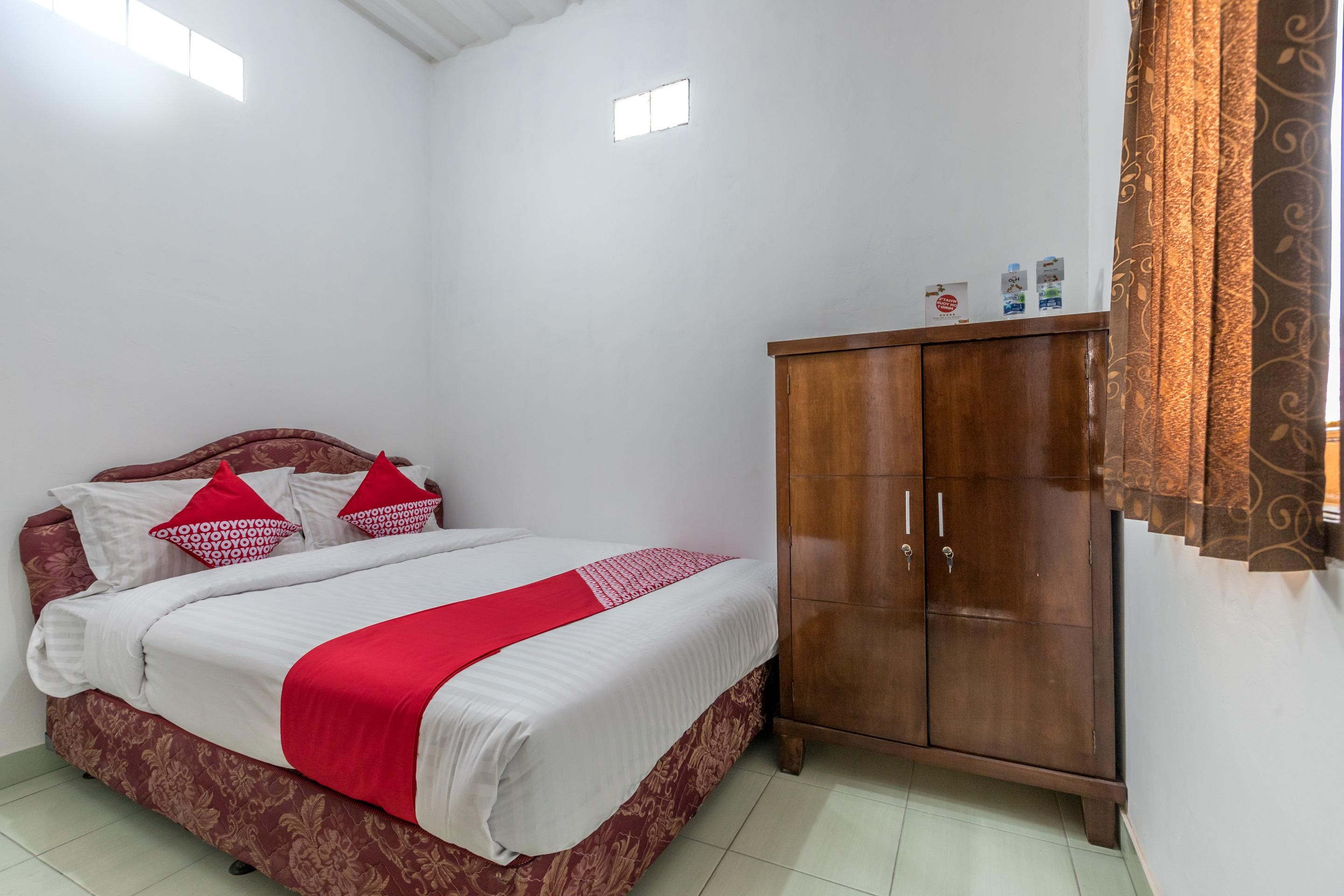 Hotel Super Oyo 1487 Khoe