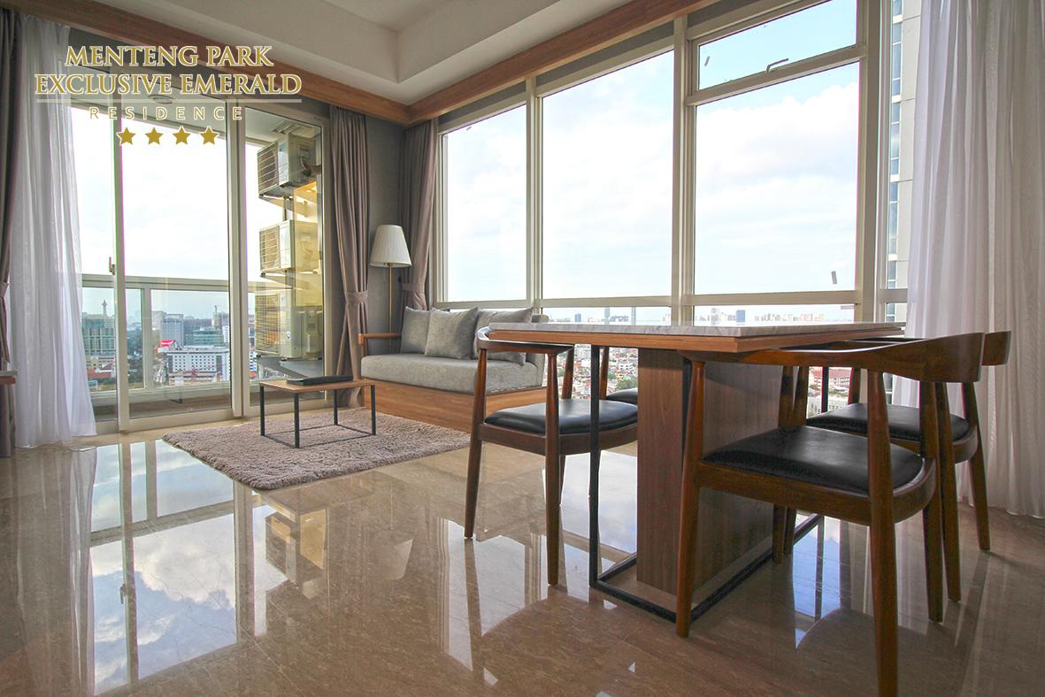 Menteng Park Exclusive Emerald Apartment *