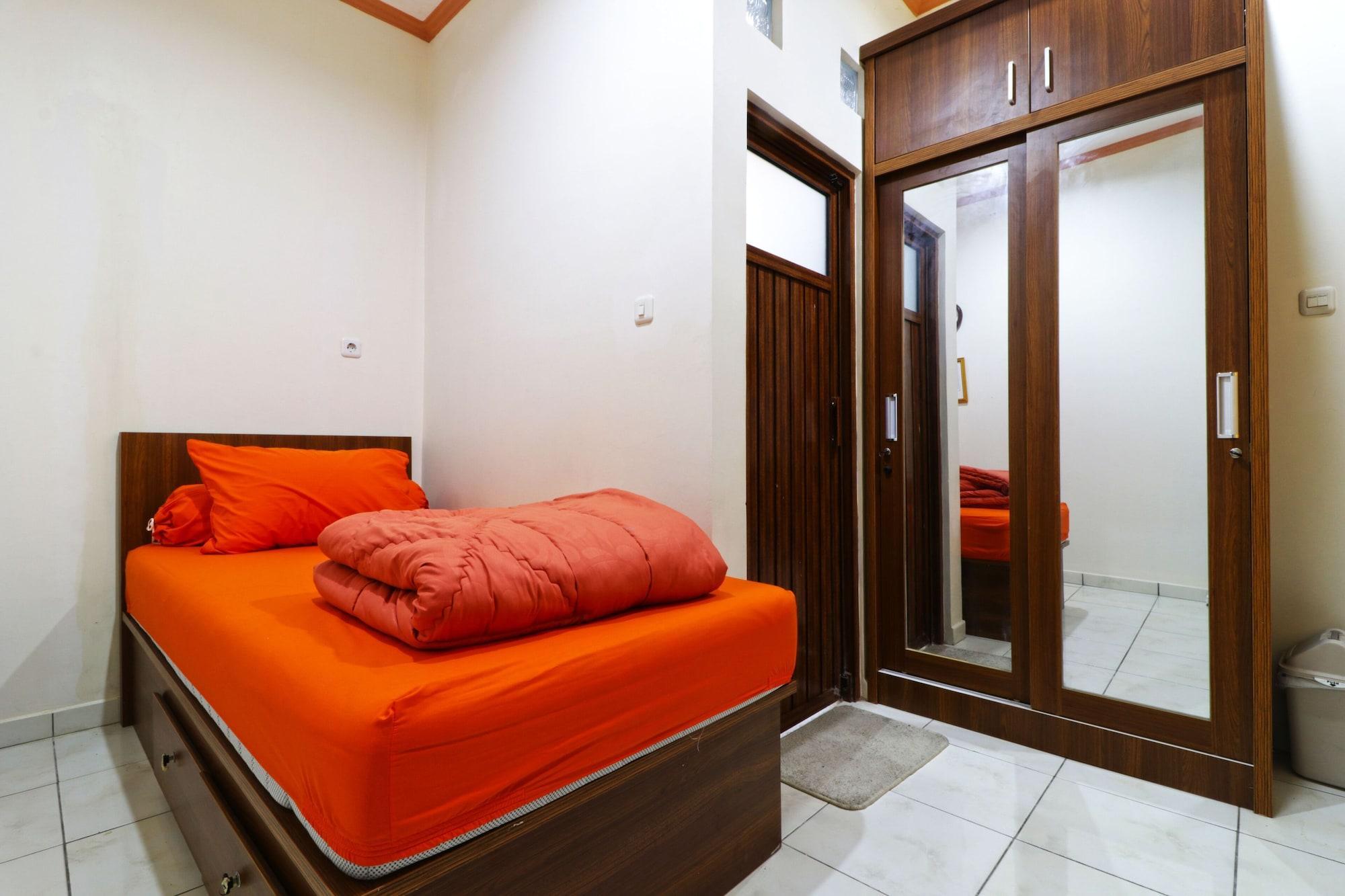 Rumah tetamu Kost Amanah Jakarta