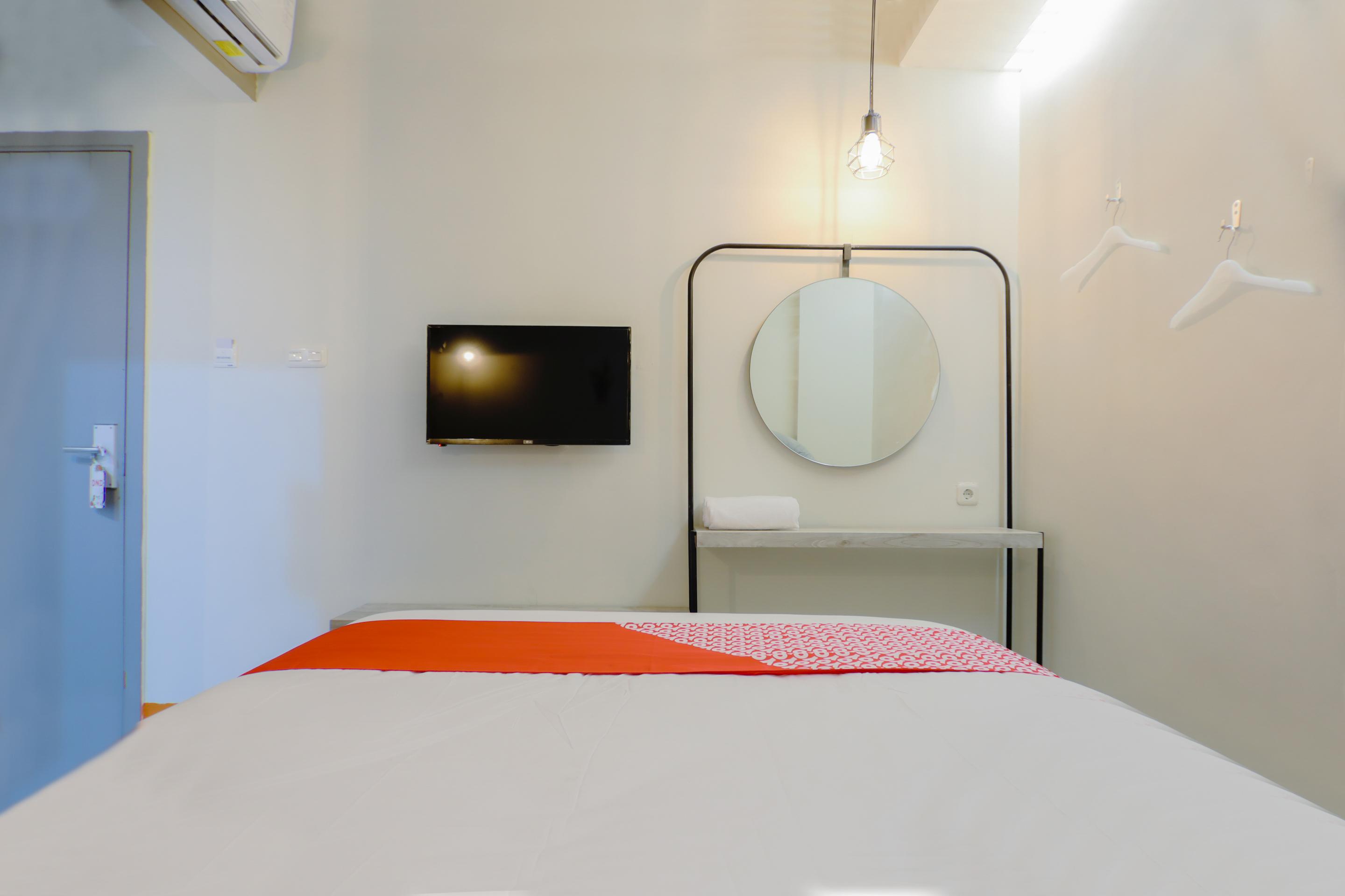 Capital O 281 Hotelo Hotel