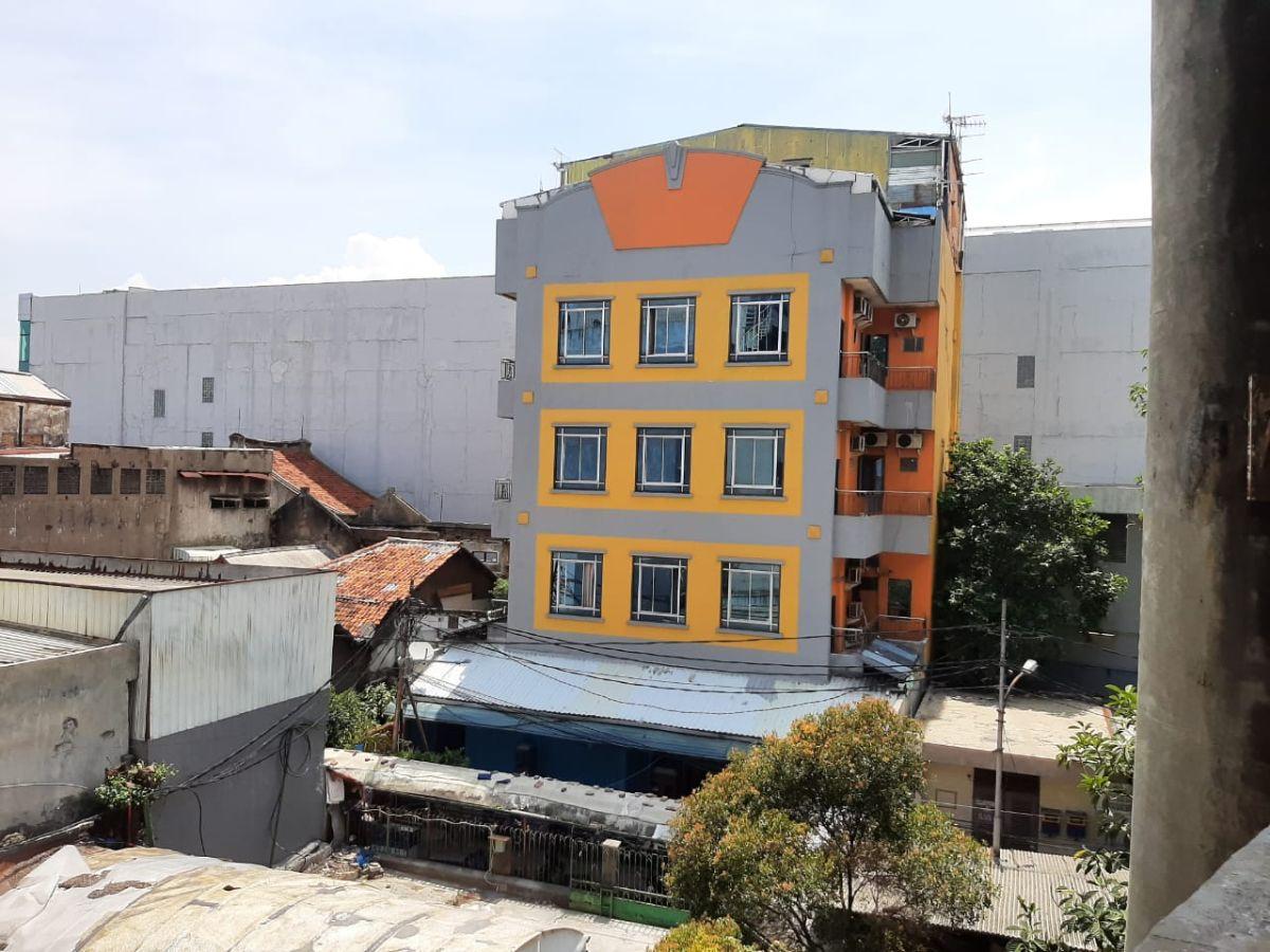 Kartini Redpartner Hotel 2*