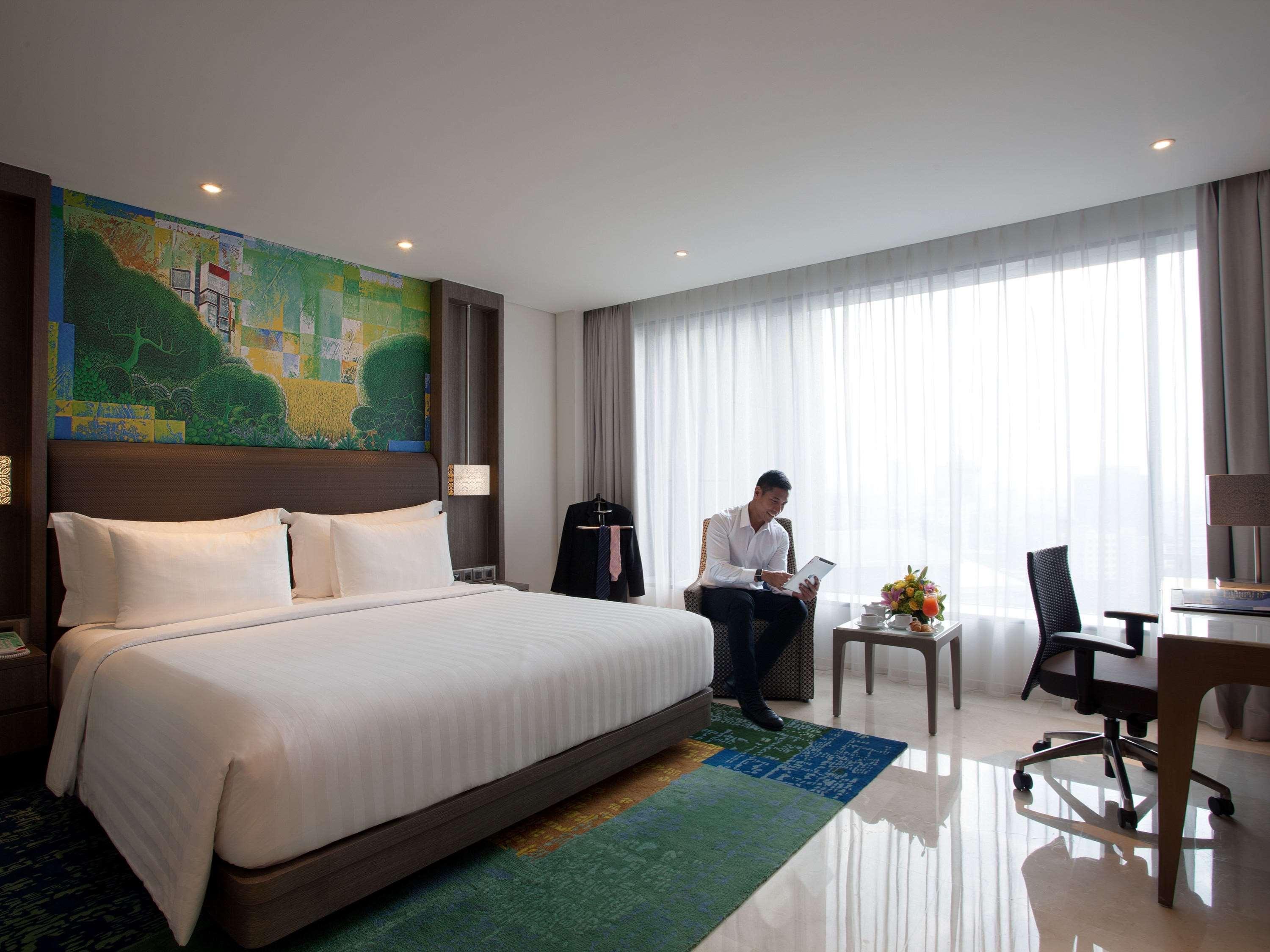 Grand Mercure Kemayoran 5*