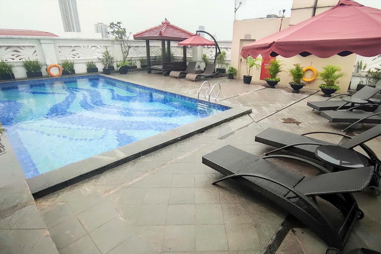 Hotel Arion Kemang 4*