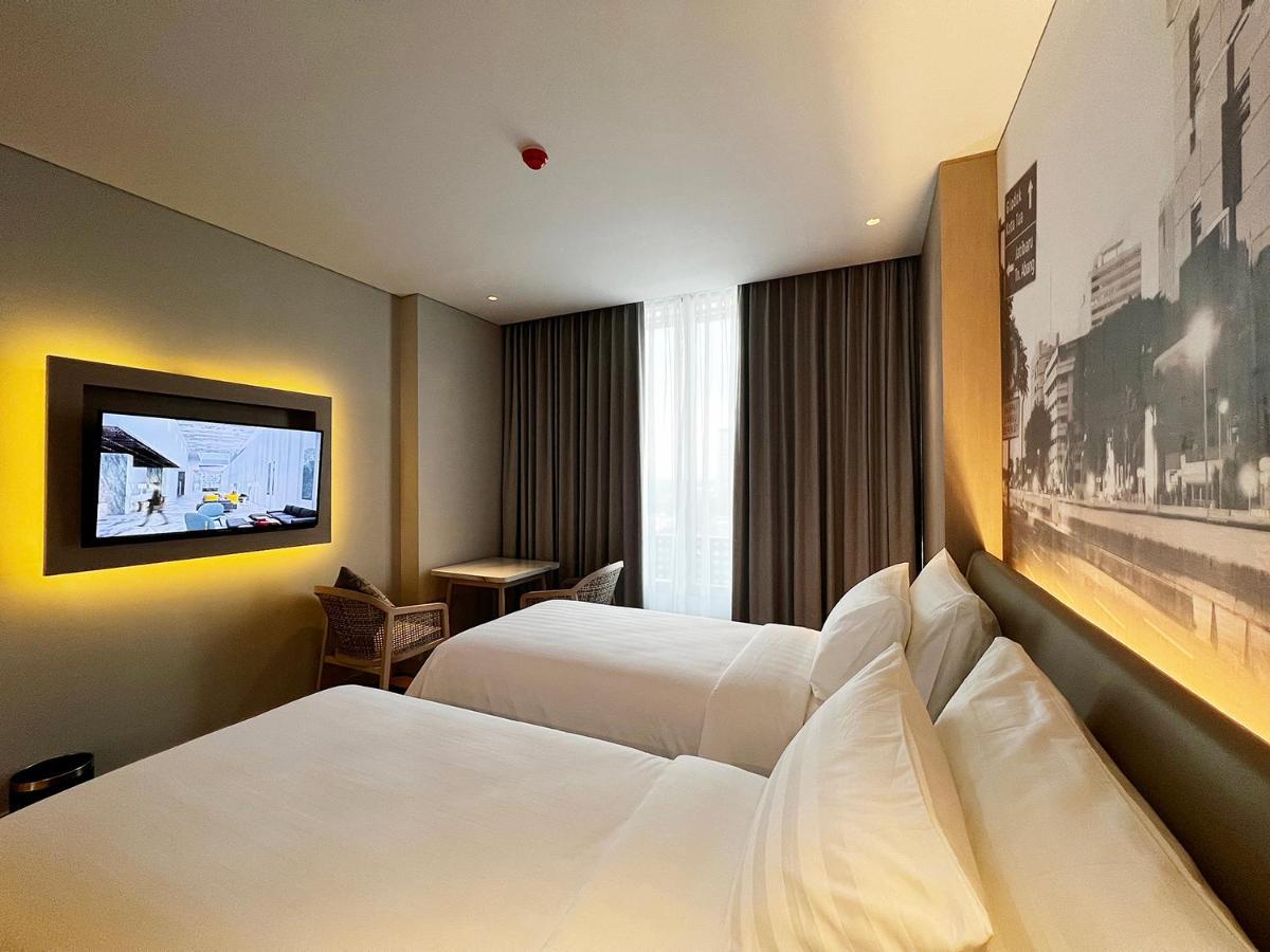 Ra Simatupang 5*