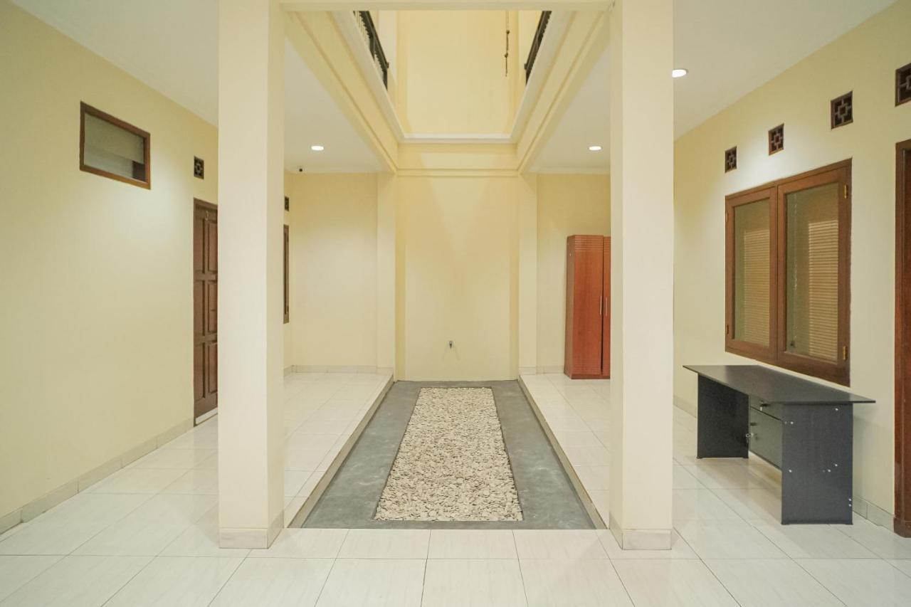 Hotel Reddoorz Near Rs Patria Ikkt Jakarta