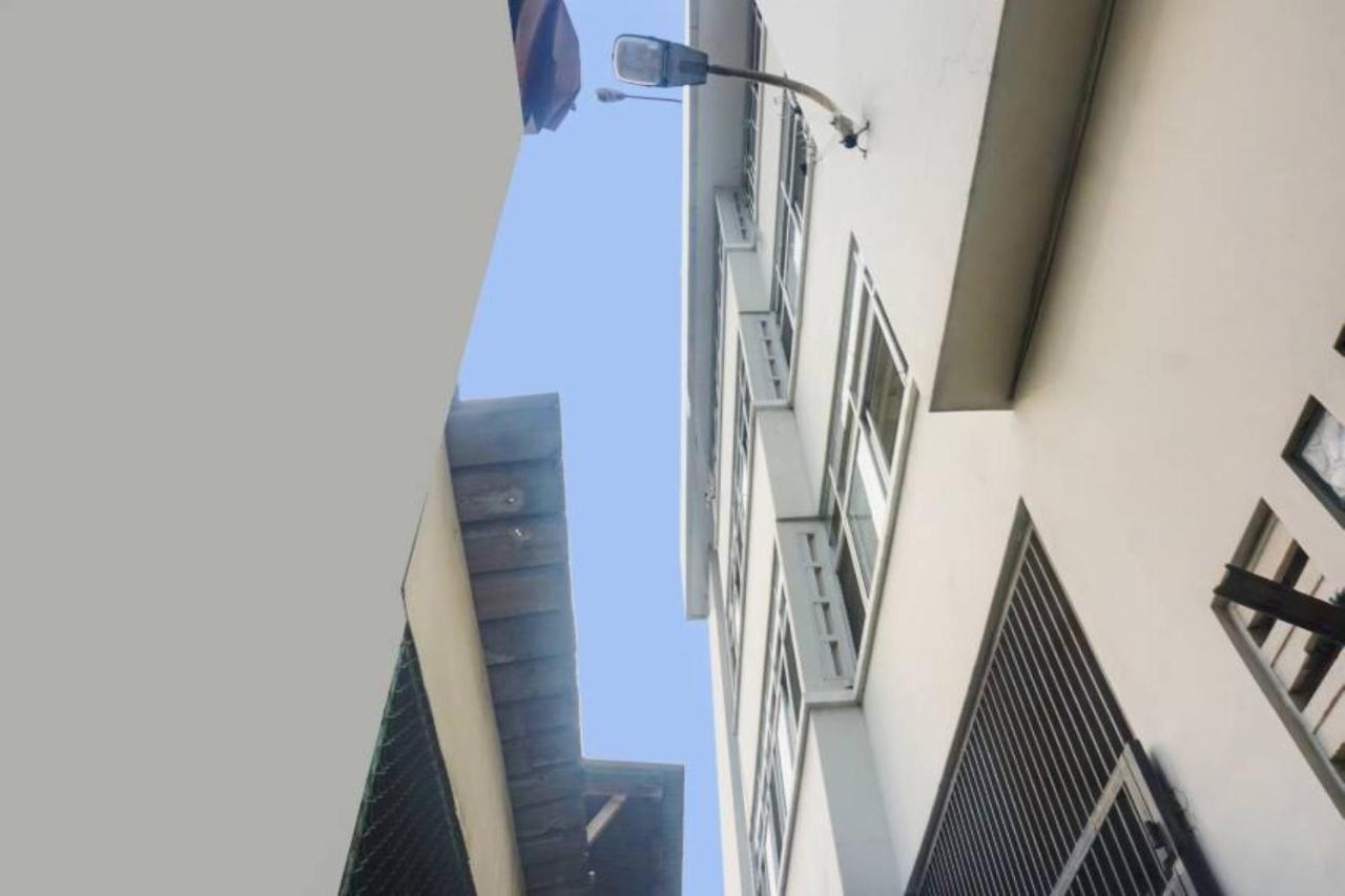 Oyo 91421 Bridjo Populer Syariah Jakarta