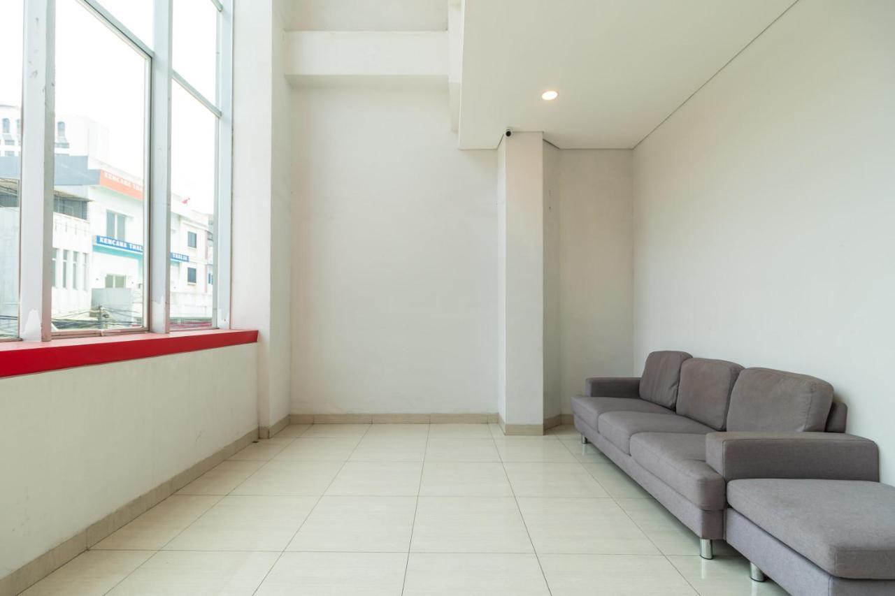 Hotel Urbanview Casa Kota Mangga Besar 2*