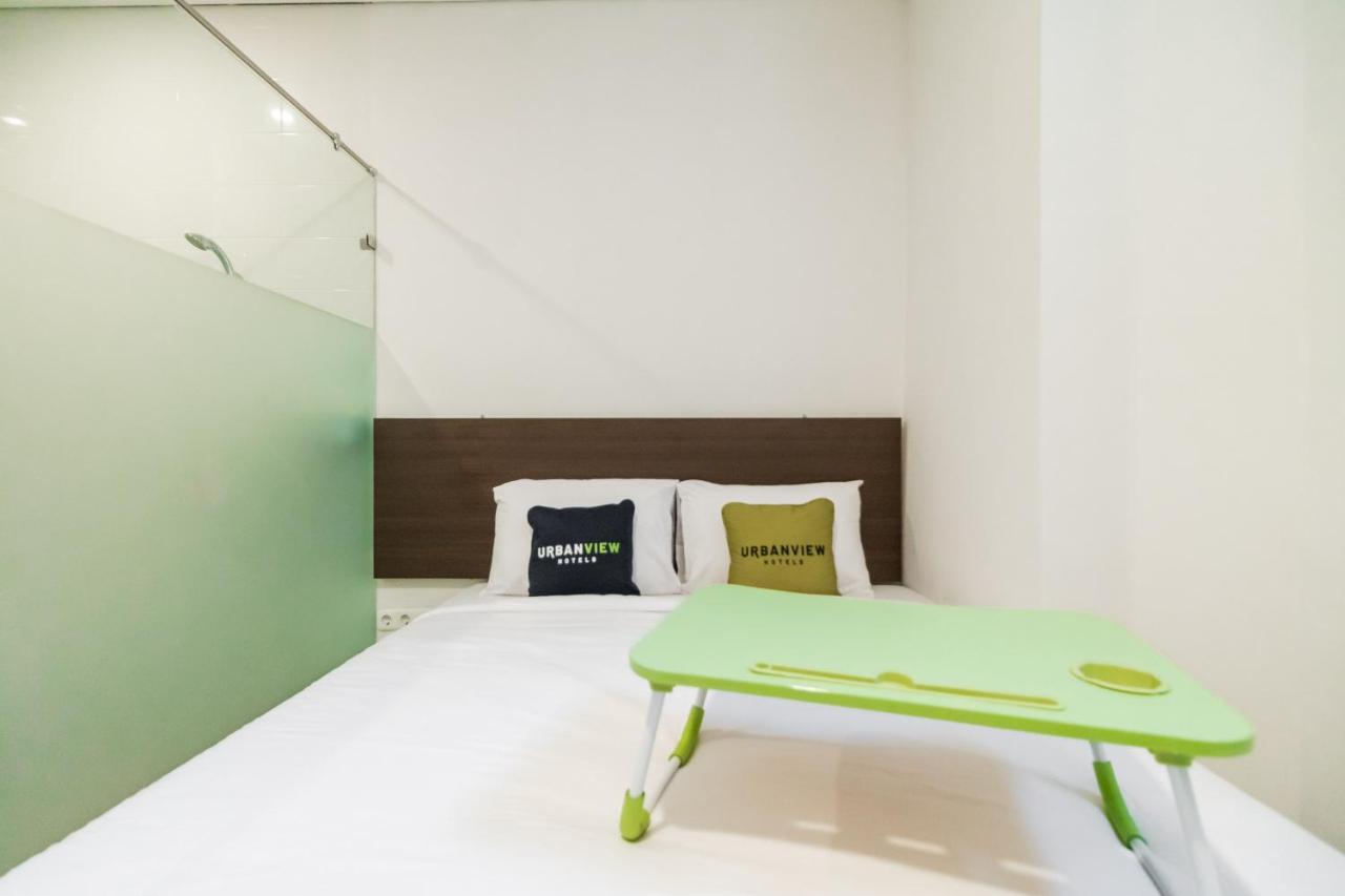 Hotel Urbanview Casa Kota Mangga Besar 2*