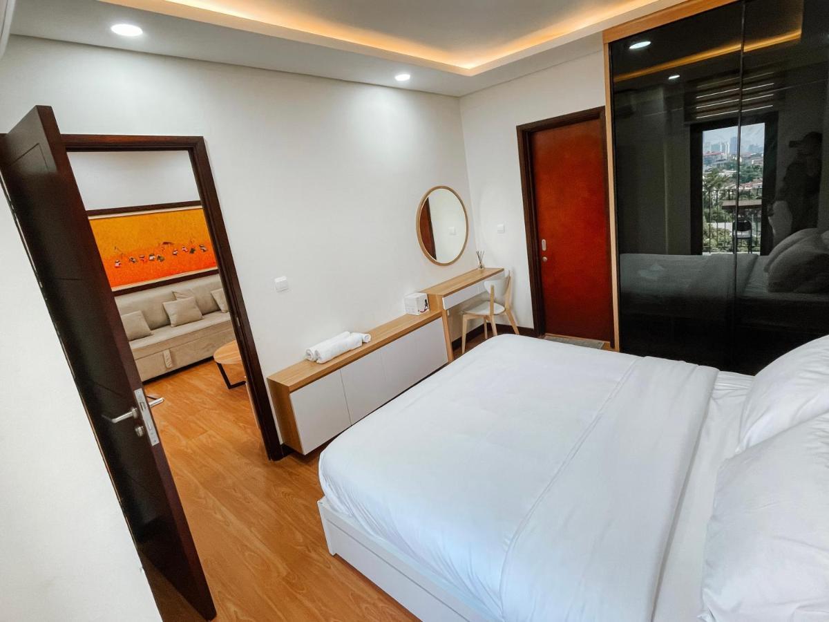Apartment 2 Bedrooms Permata Hijau *