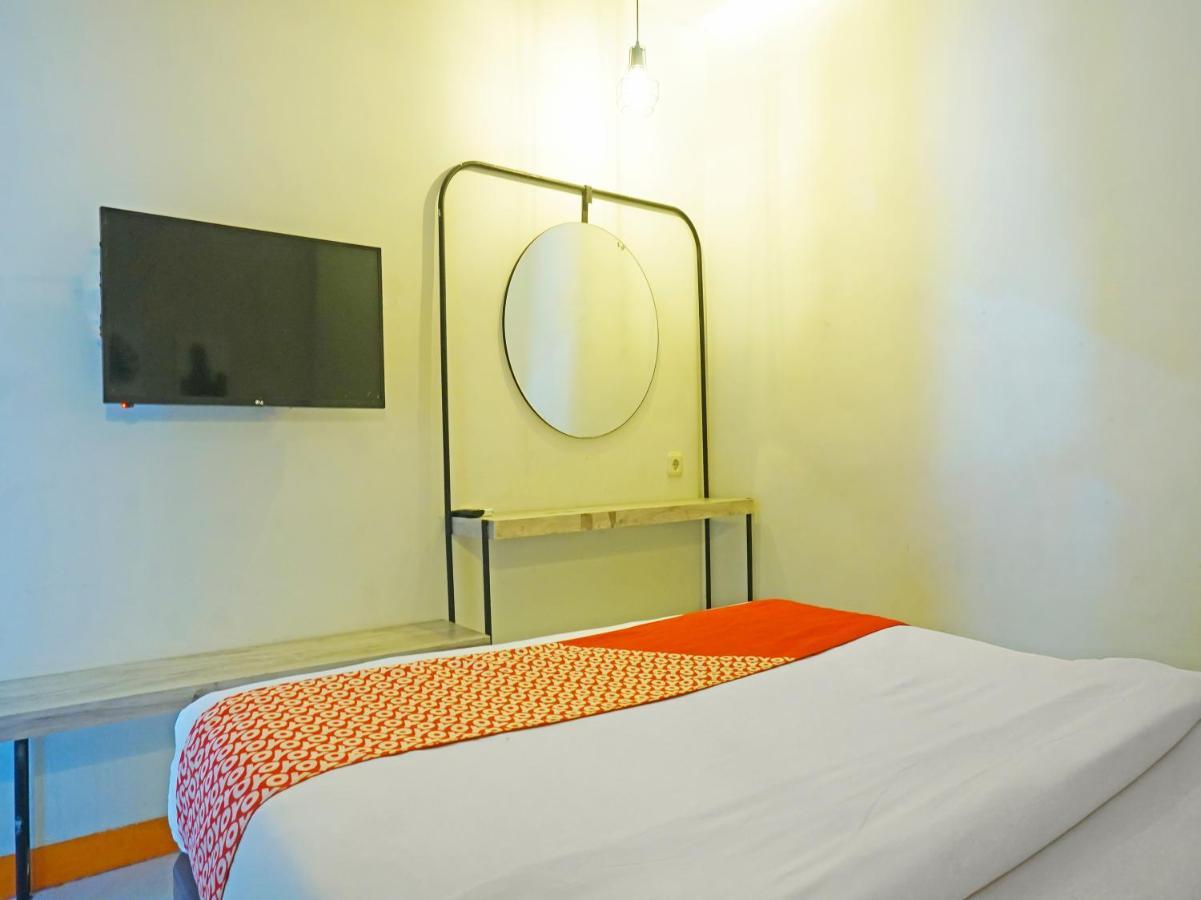 Oyo 91455 New Hotelo Hotel Jakarta