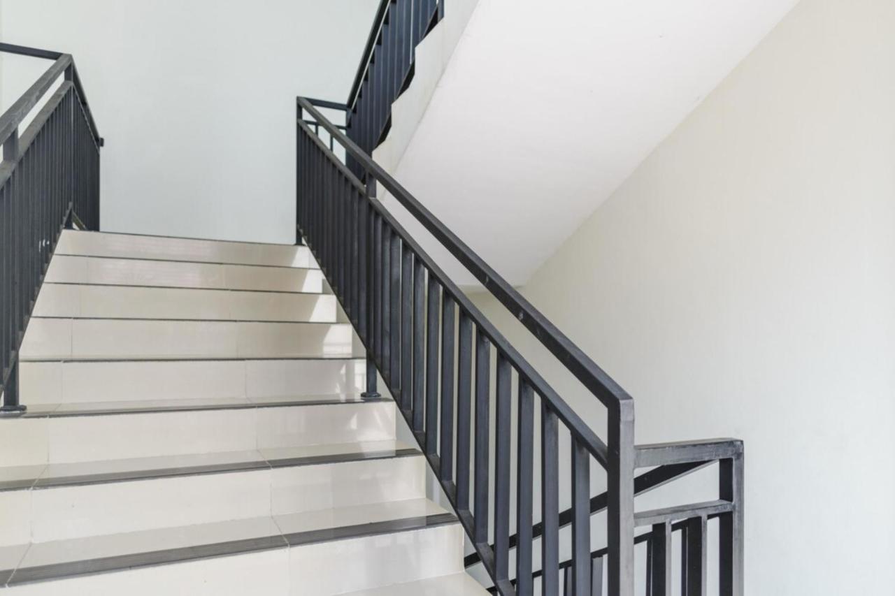 Urbanview Minongga Labu By Reddoorz Jakarta