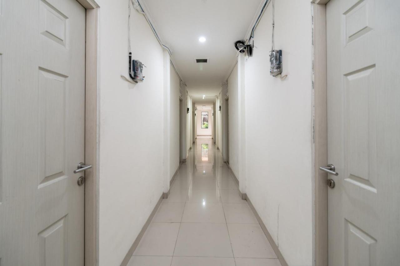 Urbanview Minongga Labu By Reddoorz Hotel Jakarta