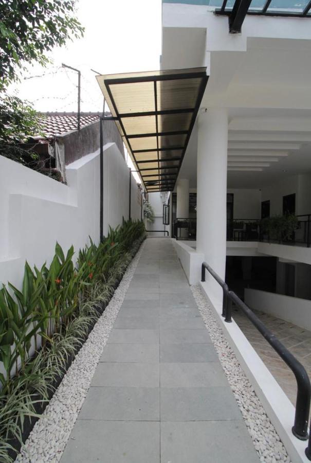 Tenun Coliving Hotel Jakarta