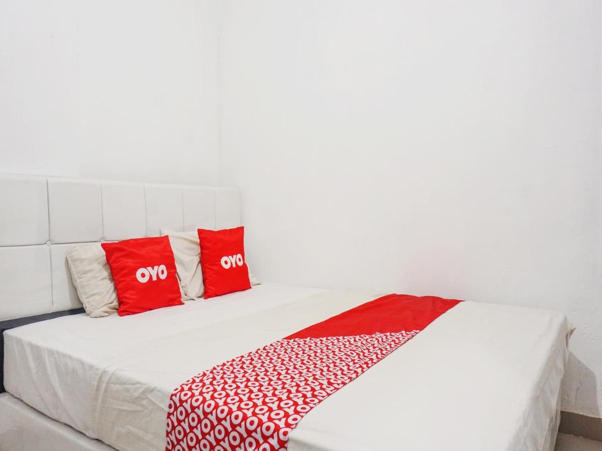 Oyo 91654 Bintang Hotel 2*