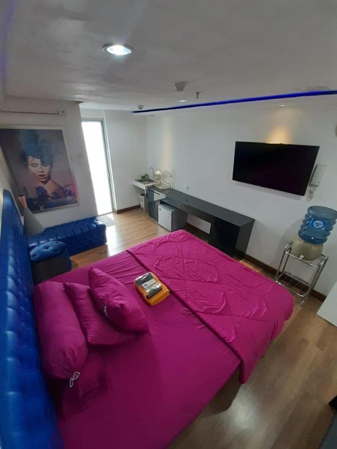 Toptravel Bassura * Jakarta
