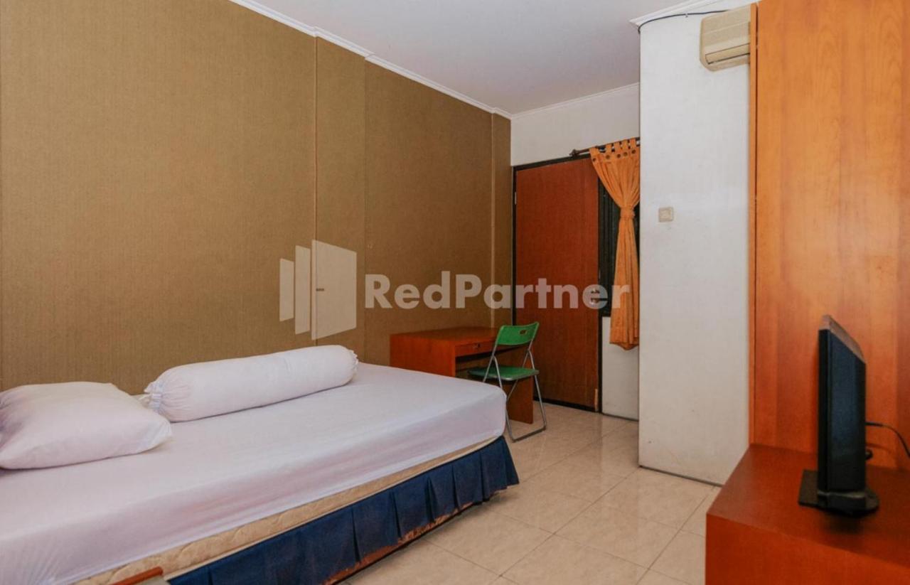 De Lugano Scbd Syariah Mitra Reddoorz Hotel