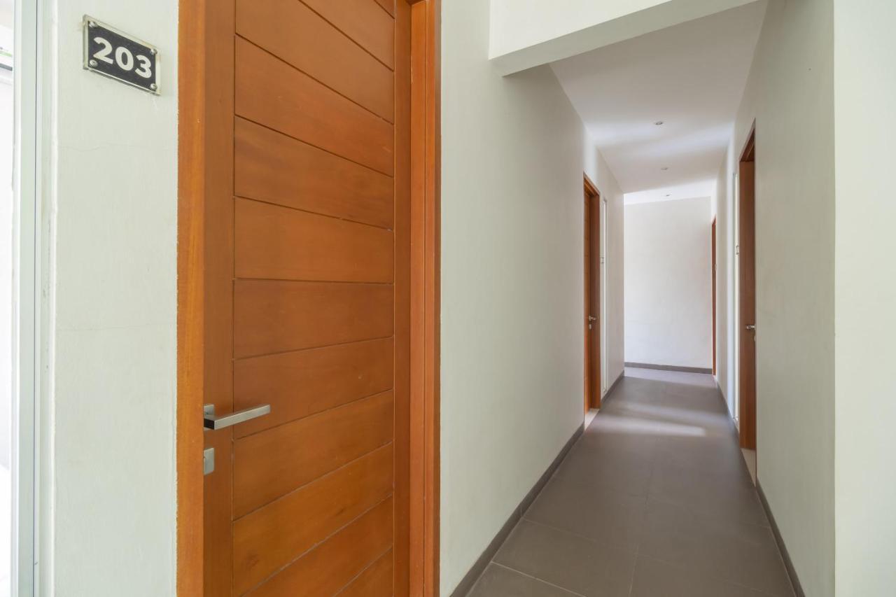 Reddoorz Near Transmart Kalimalang Hostel
