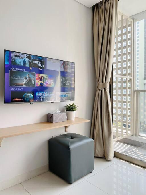 Cozy 3br At Taman Anggrek Jakarta