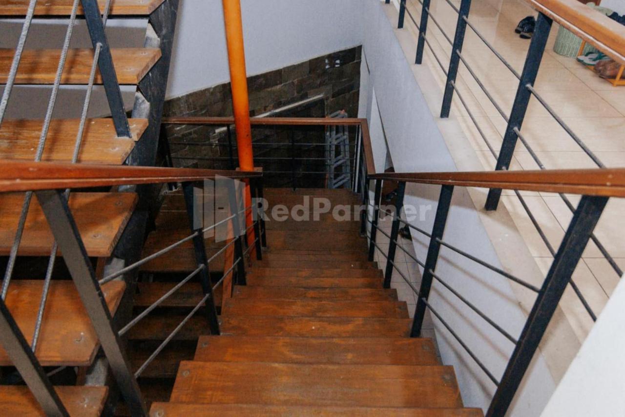 Hotel De Lugano Scbd Syariah Mitra Reddoorz Jakarta