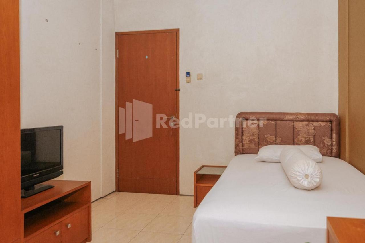 Hotel De Lugano Scbd Syariah Mitra Reddoorz *