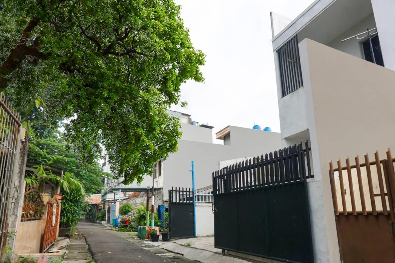 Super Oyo 91074 Stariez Senen Syariah Hotel 2*