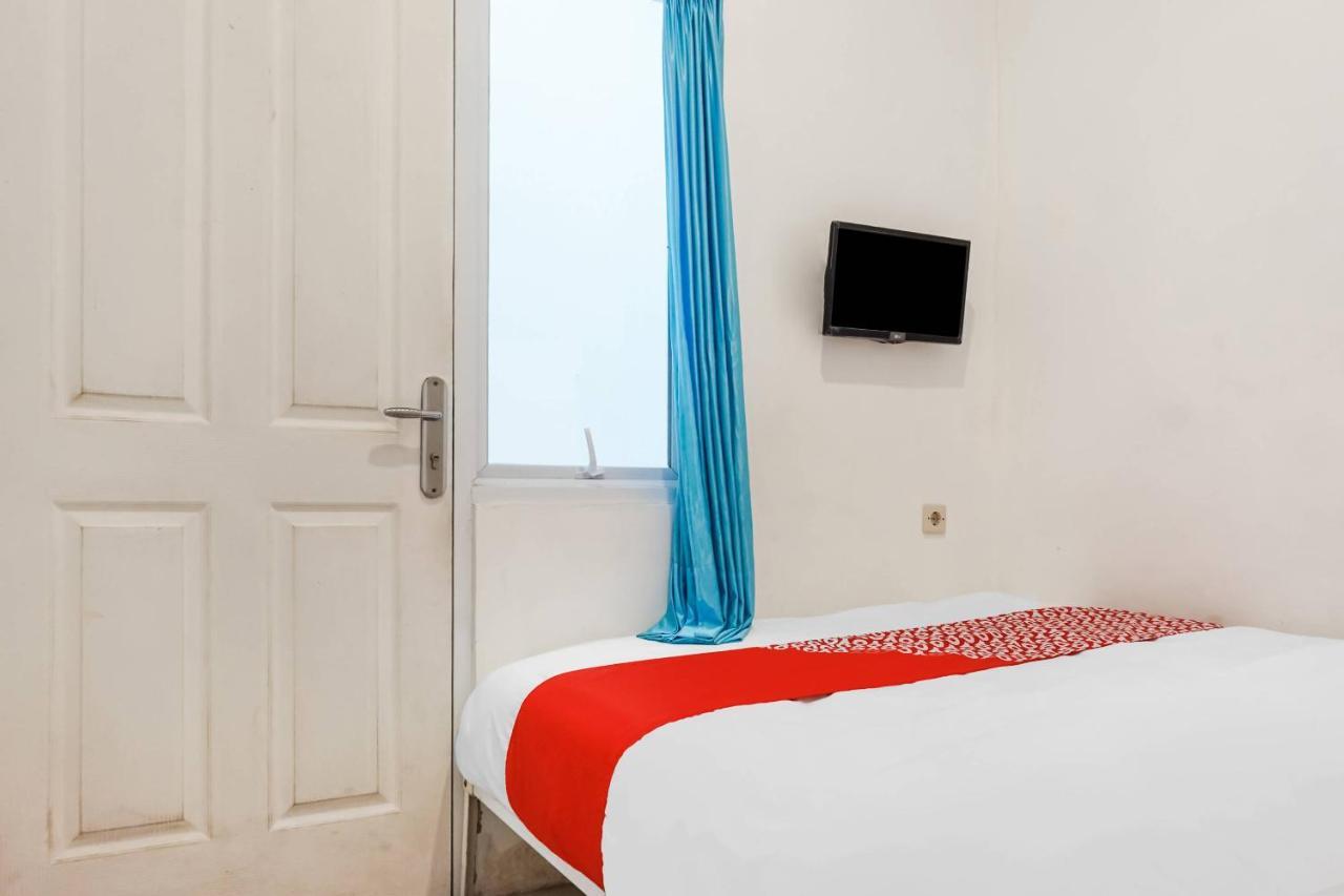 Super Oyo 91074 Stariez Senen Syariah Hotel Jakarta