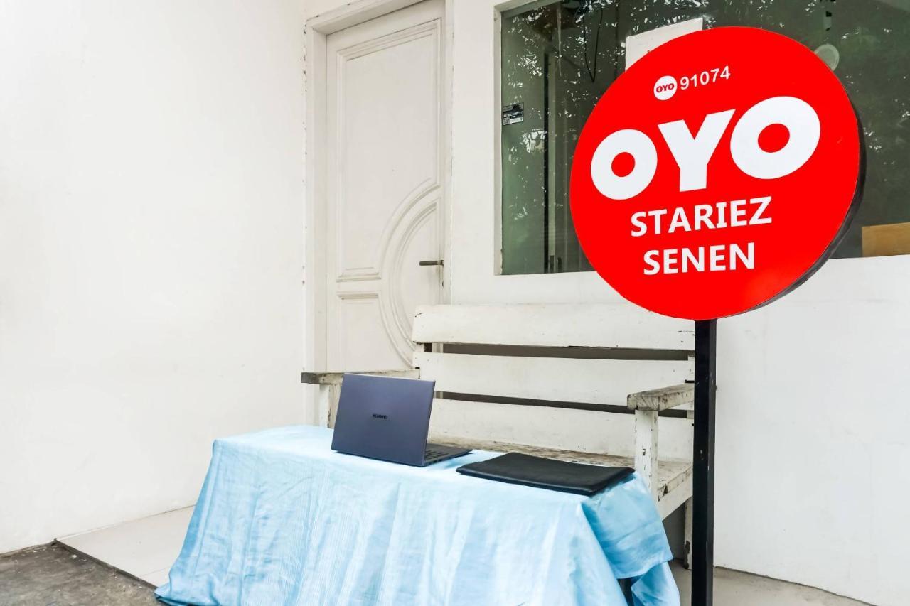 Super Oyo 91074 Stariez Senen Syariah Hotel