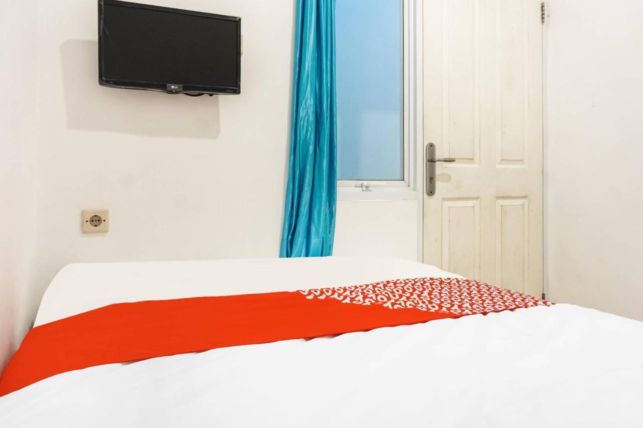 Super Oyo 91074 Stariez Senen Syariah Hotel 2*