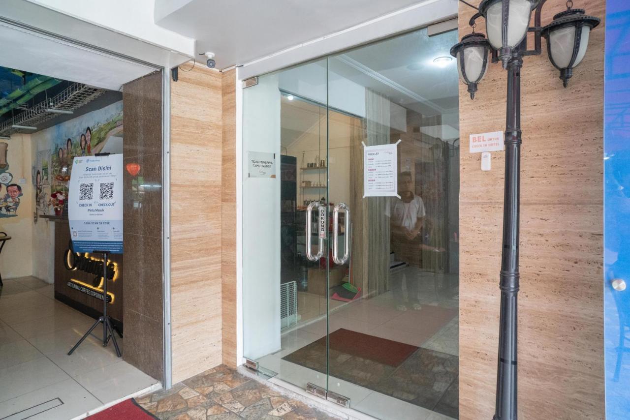 Hotel Reddoorz @ Glodok Jakarta