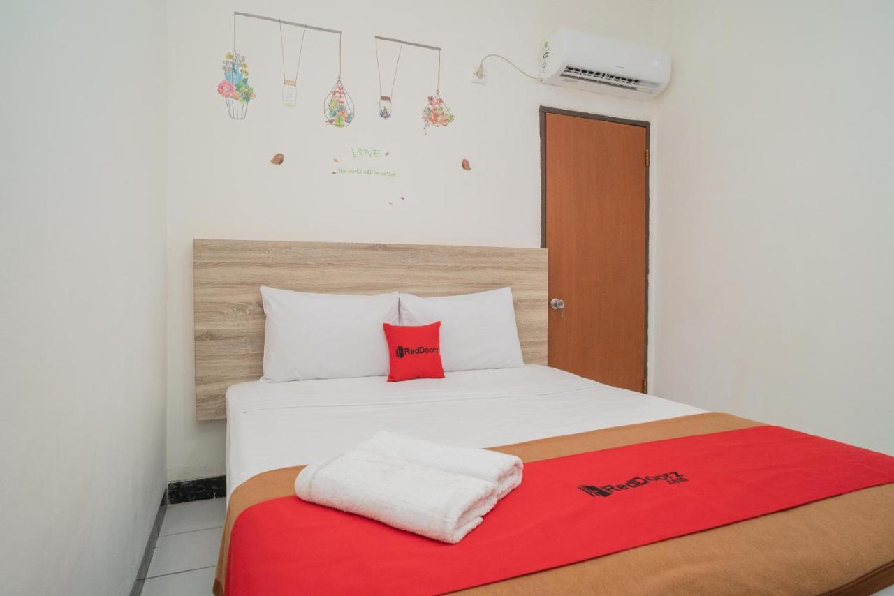 Hotel Reddoorz @ Glodok