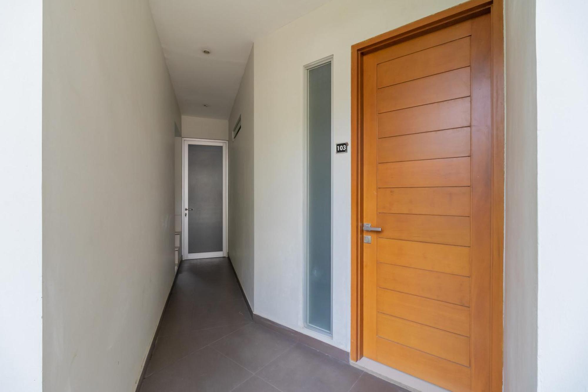Reddoorz Near Transmart Kalimalang Hostel Jakarta