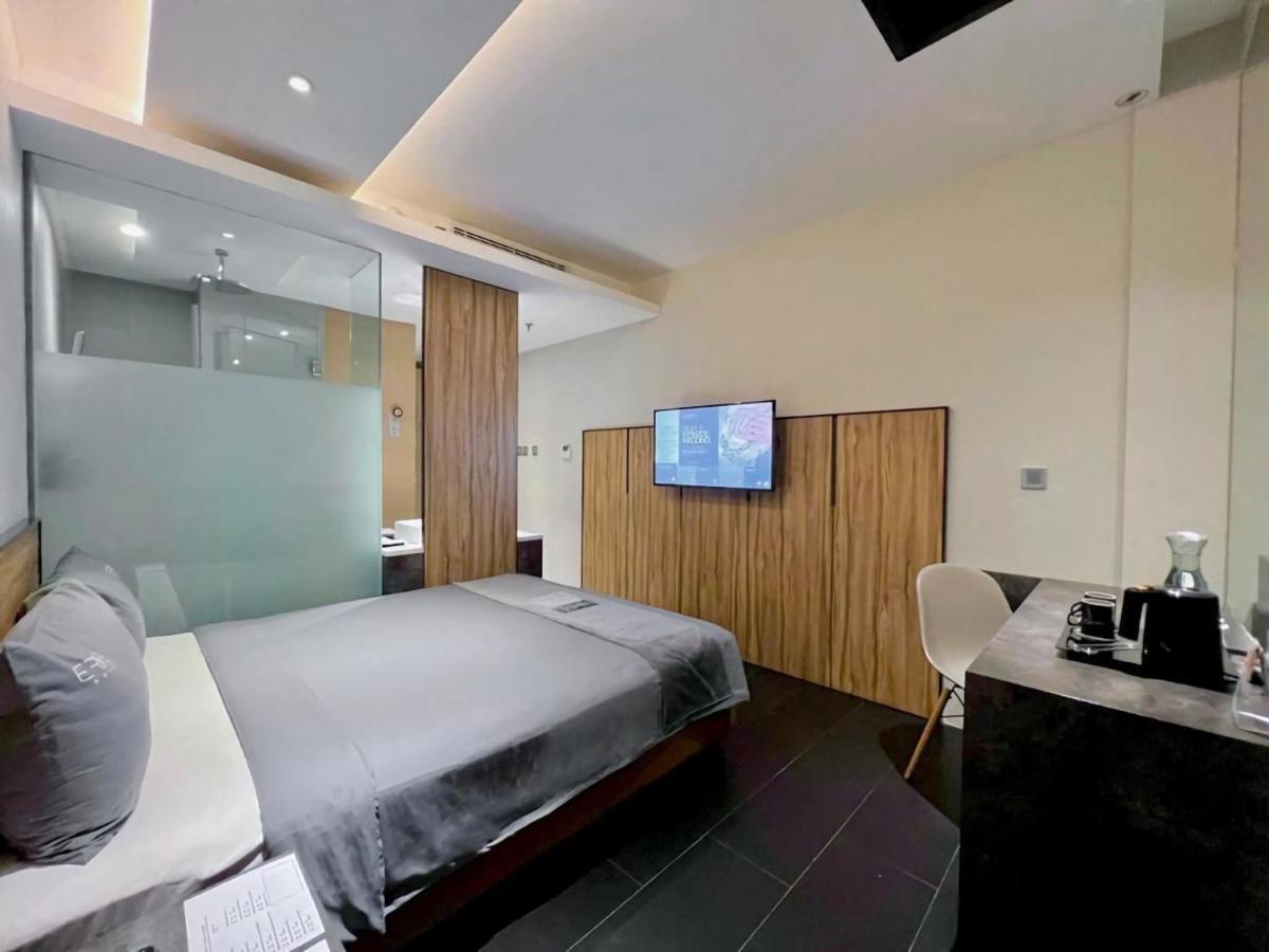 Erian 3* Jakarta