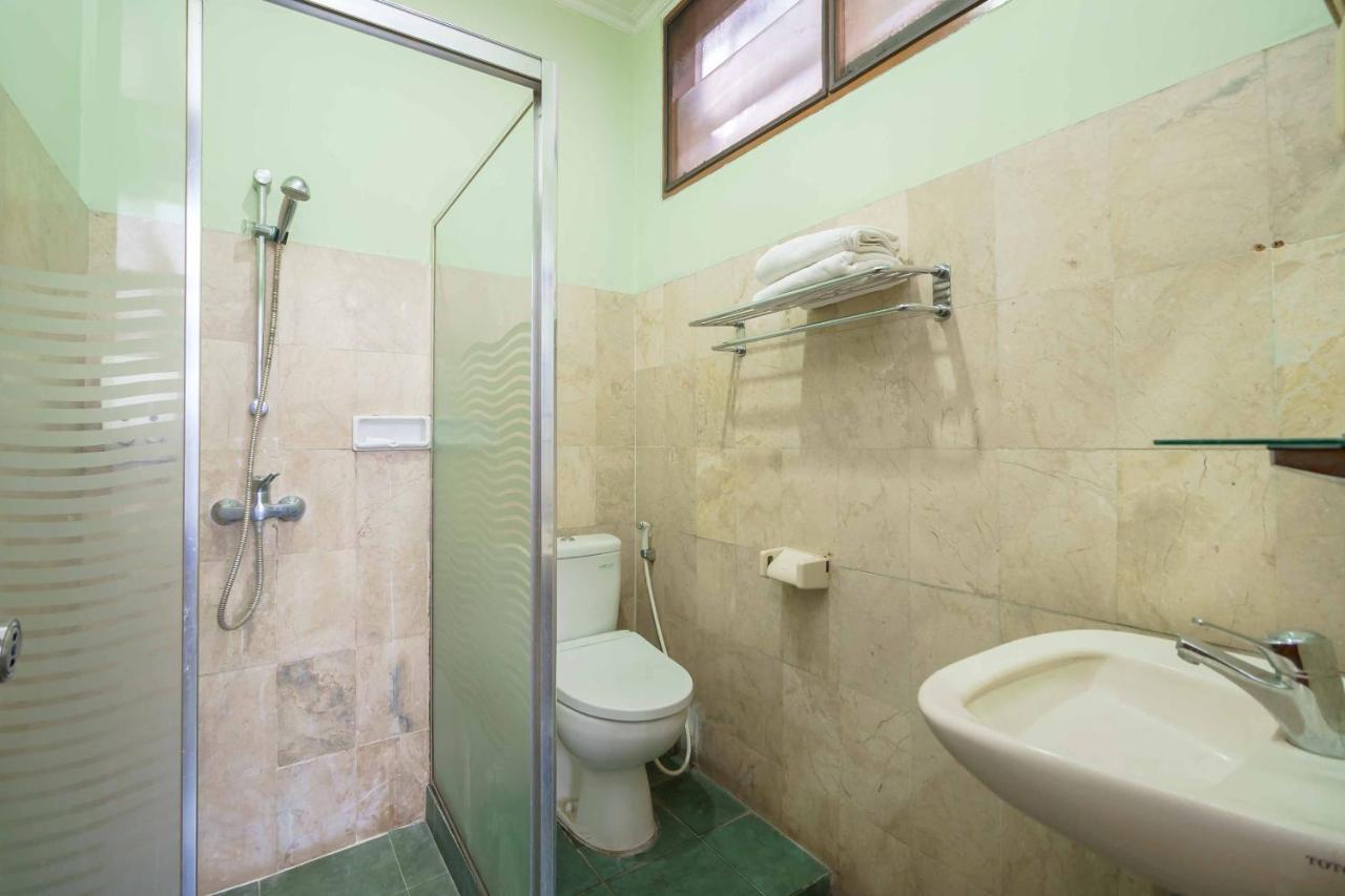 Reddoorz Near Kemang Raya Hotel Jakarta