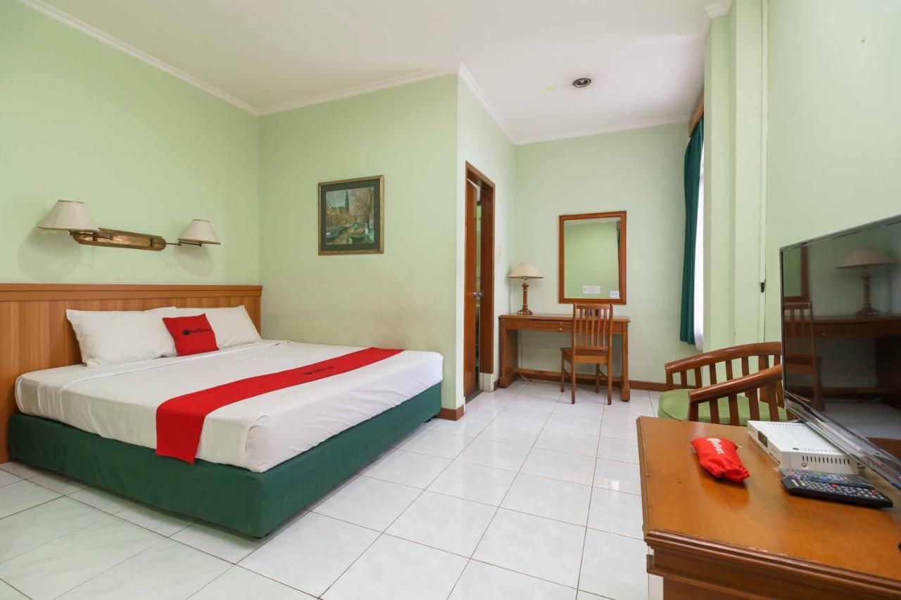 Reddoorz Near Kemang Raya Hotel Jakarta