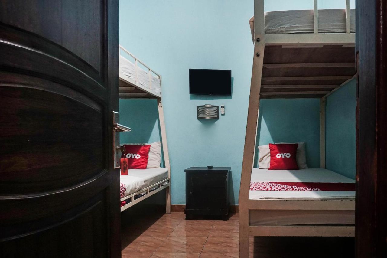 Oyo 91754 Tiqita Syariah Hotel 2*