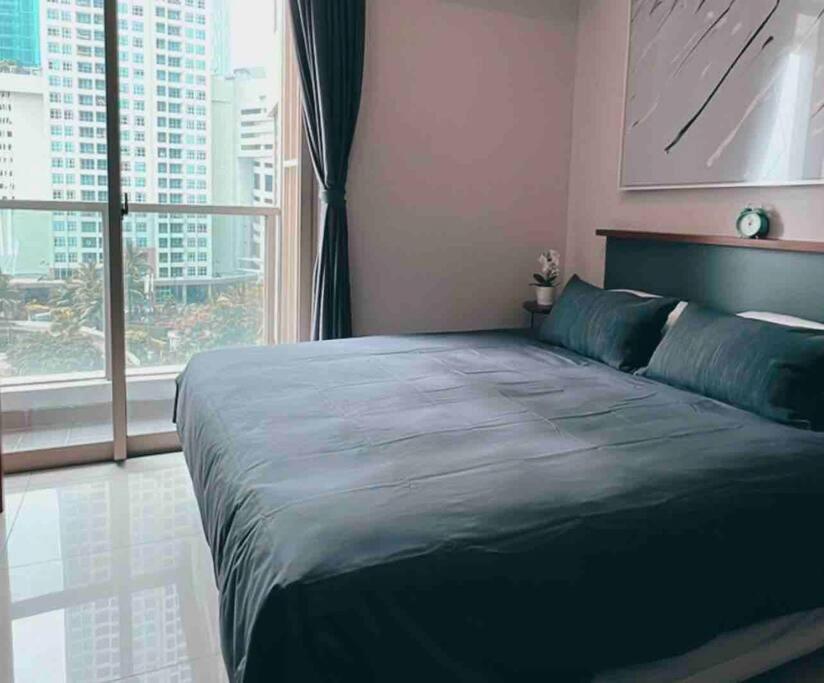 Cozy Studio Apartmen At Taman Anggrek Residences Jakarta