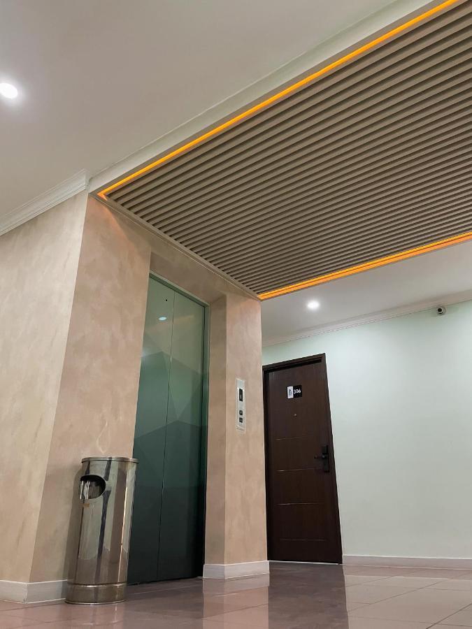 Leaf Khách sạn Jakarta