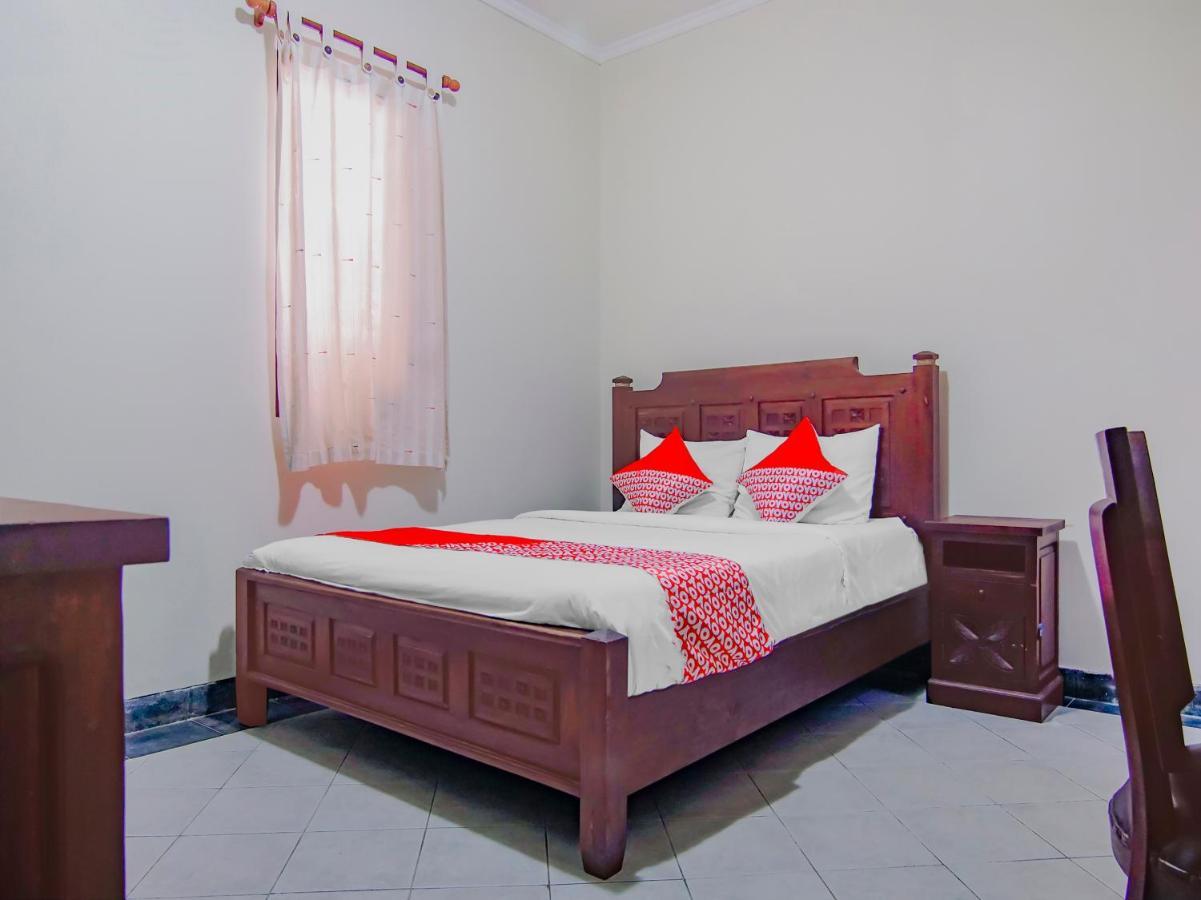 Hotel Oyo 90094 Gayatri Jakarta