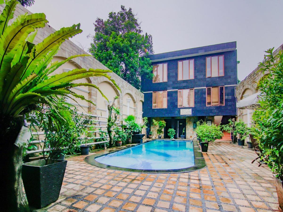 Oyo 90094 Gayatri 2* Jakarta